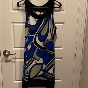 B. Smart Sleeveless Dress - size 9/10